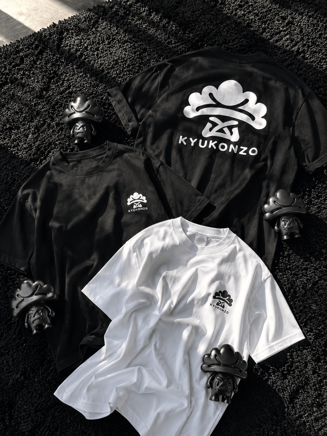 KYU. New Logo T-shirt + Logo Toy - 朽根造|kyukonzo.co