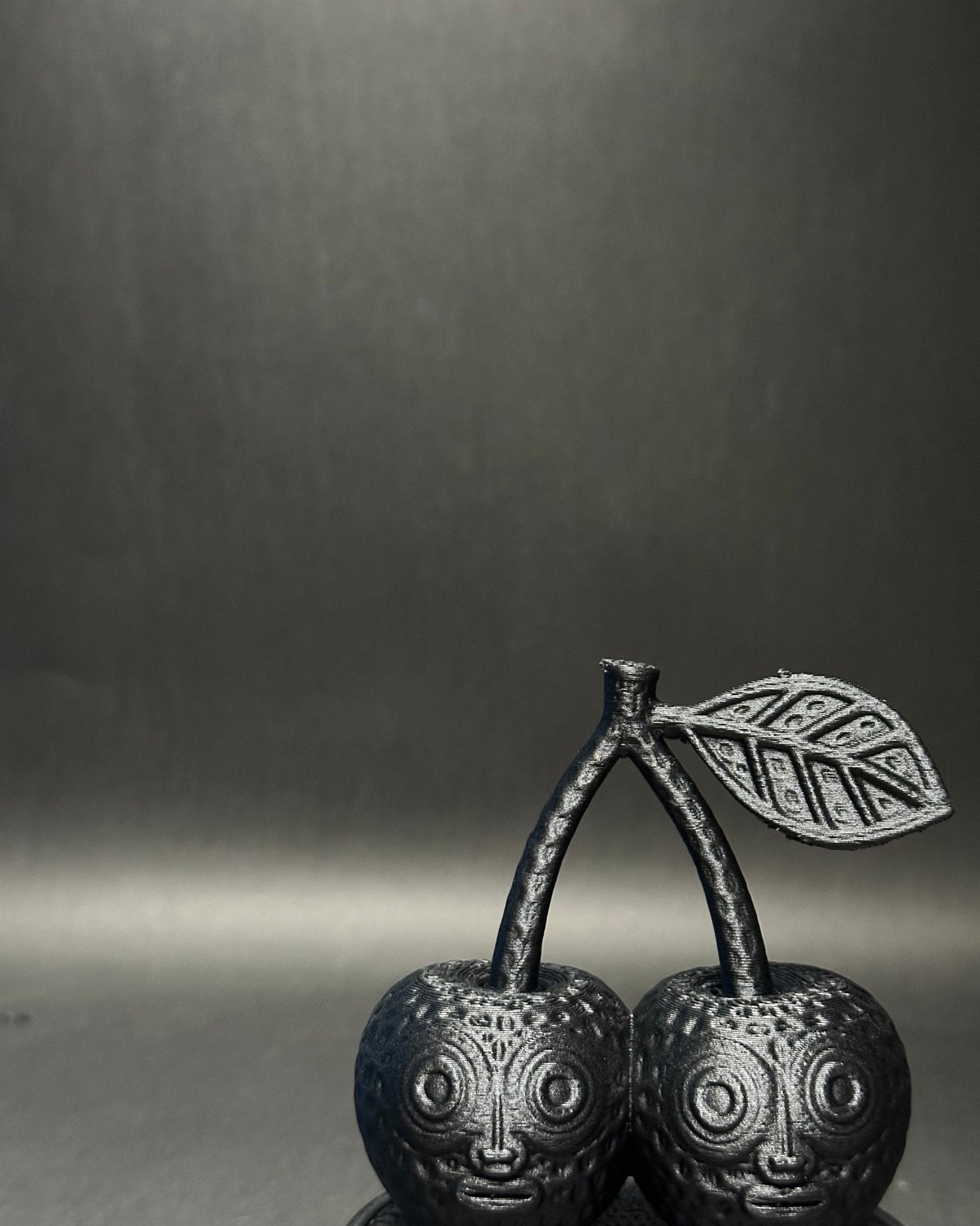 BLACK FRUITS Vol.03｜CHERRY - 朽根造｜kyukonzo.co