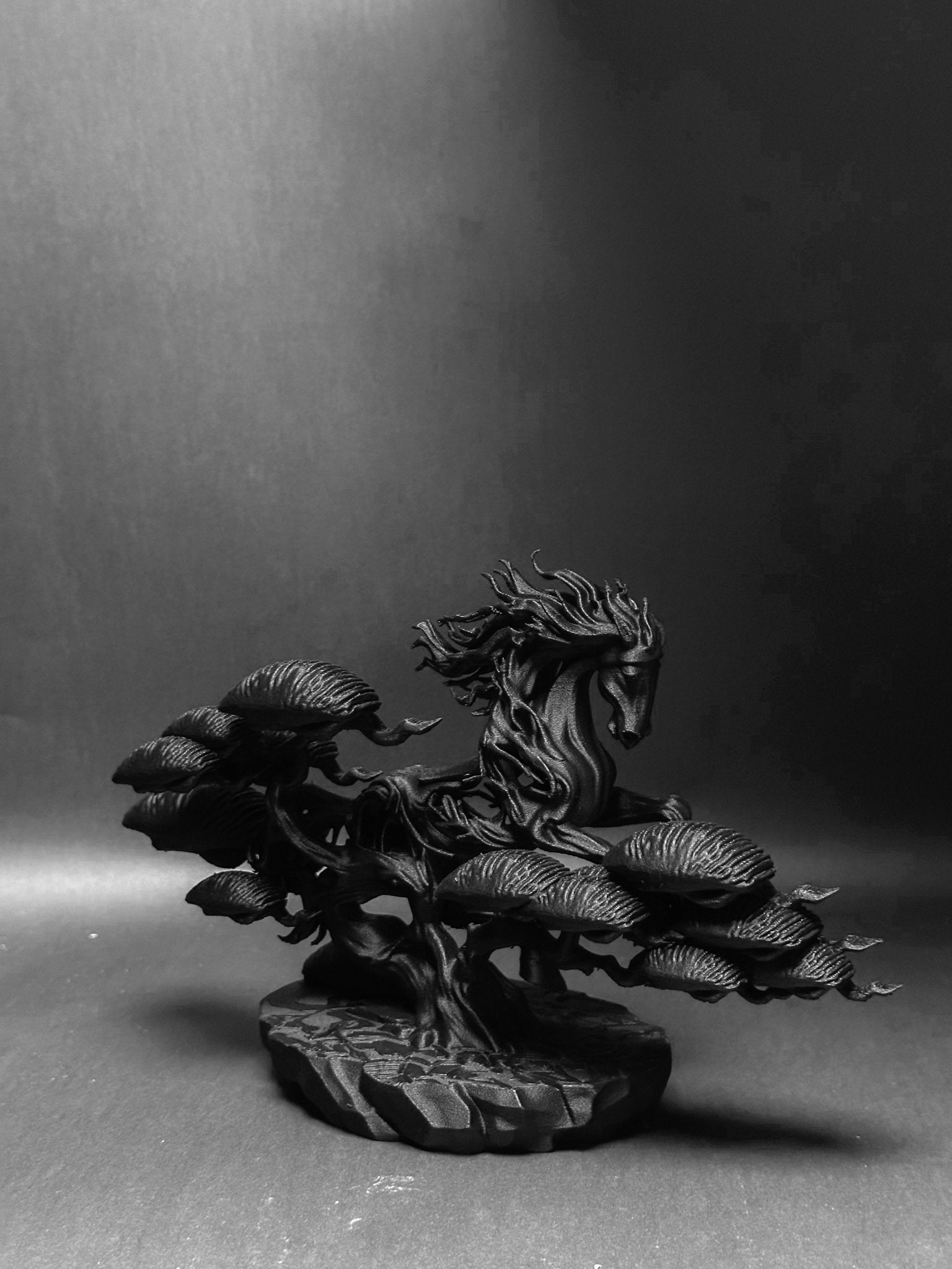 黑·盆系列｜馬·躍 - 朽根造｜kyukonzo.co
